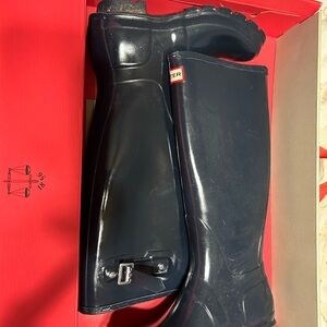 Hunter rain boots navy tall